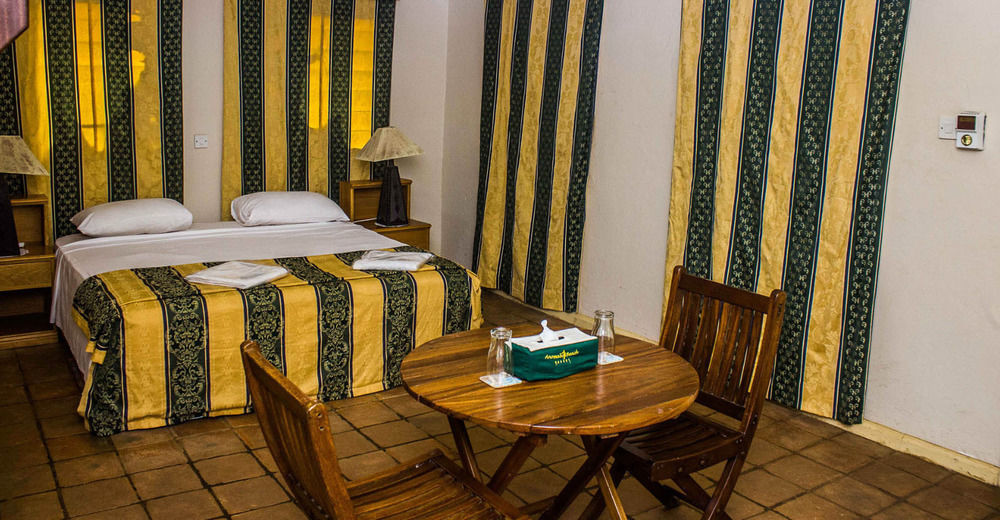 Anomabo Beach Resort Anomabu Екстериор снимка